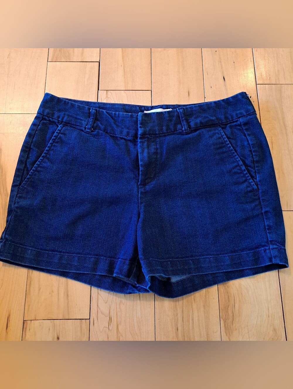 BANANA REPUBLIC STRETCH DENIM SHORTS 4" Inseam Size 29/8